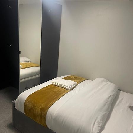 Beautiful En-Suite Bedroom Ipswich Exteriér fotografie